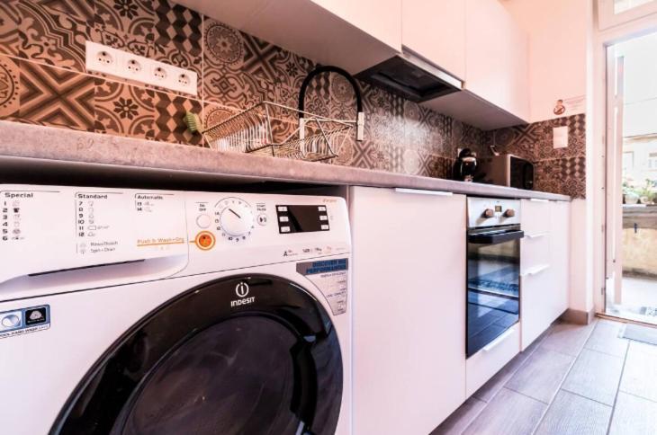 Bpr Szondi Cozy Apartment 부다페스트 외부 사진
